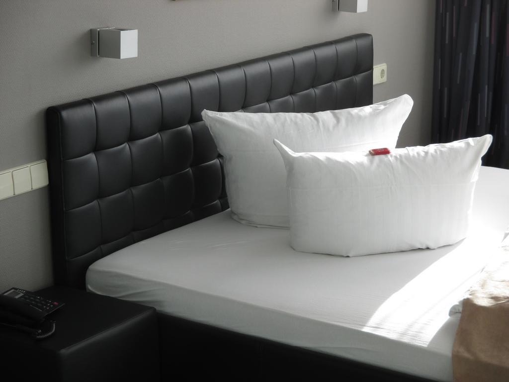 Businesshotel & Appartements Stuttgart-Vaihingen Phòng bức ảnh